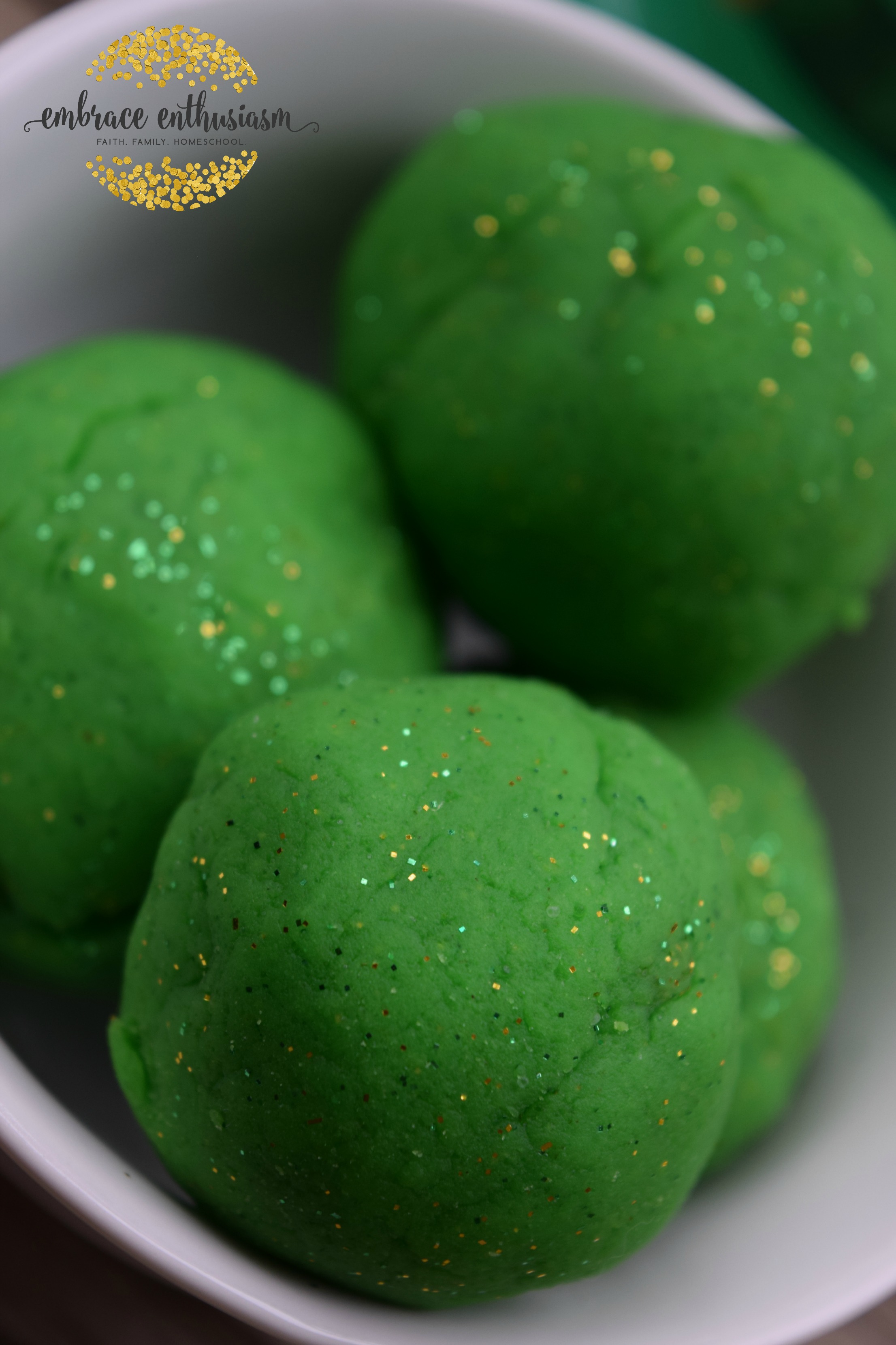greenglitterplaydough