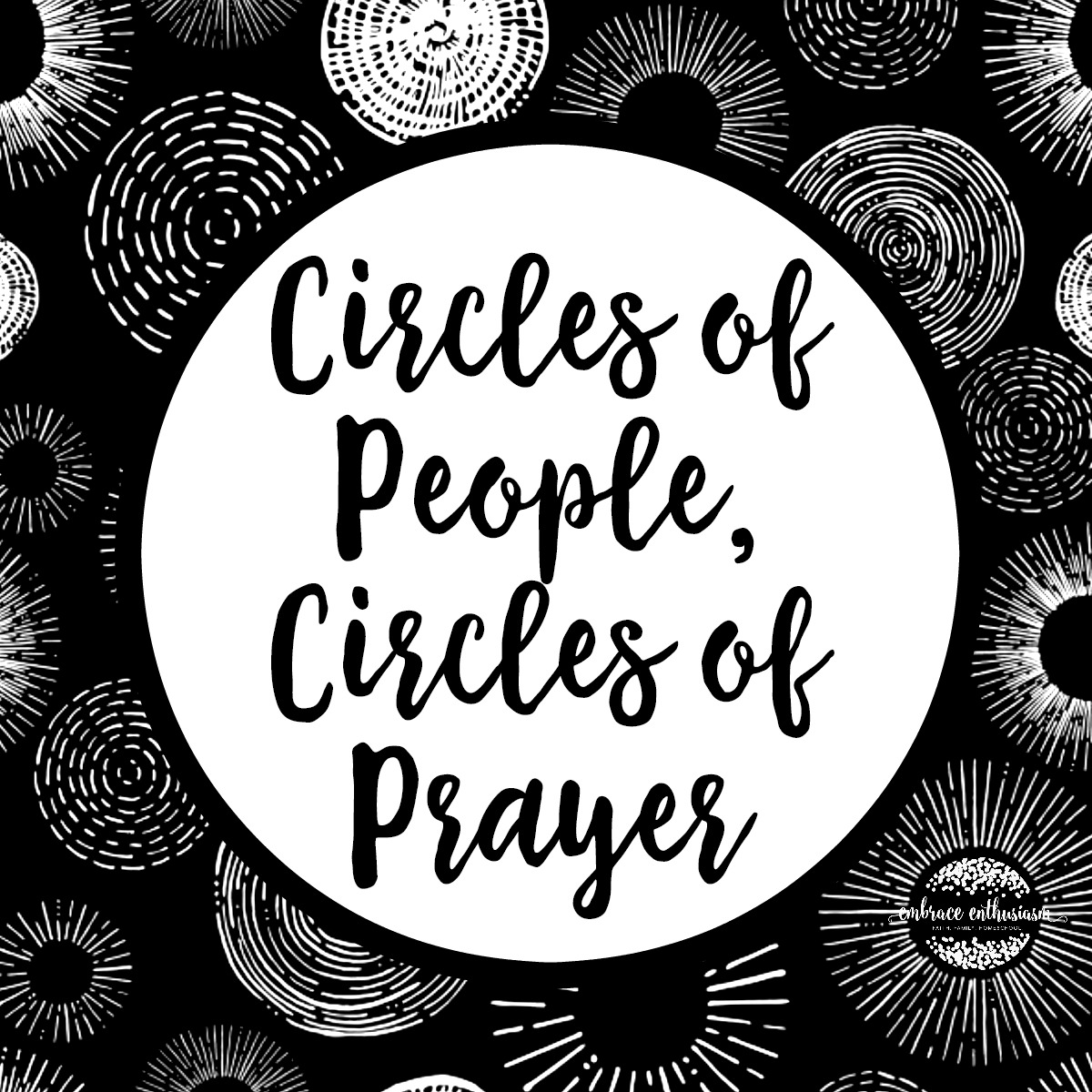 circlesof people