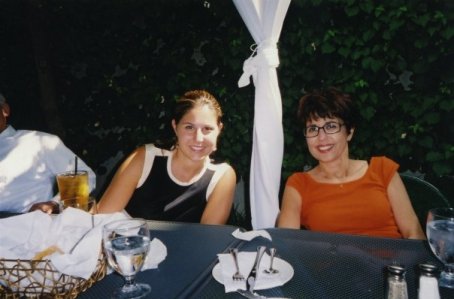 1293_529248724352_5822_n